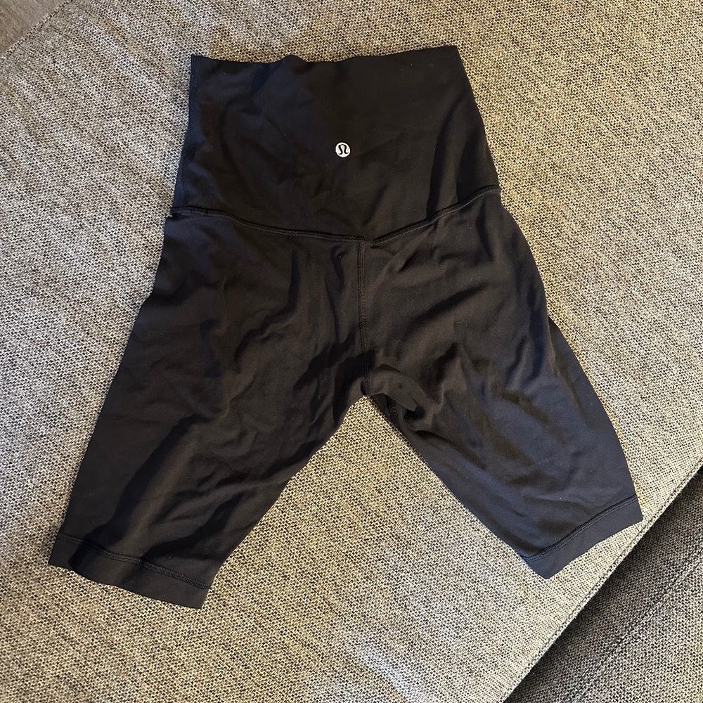 Lululemon Yoga Align high rise shorts
